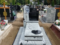 Nagrobek granitowy pojedyńczy