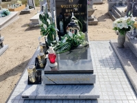 Nagrobek granitowy pojedyńczy